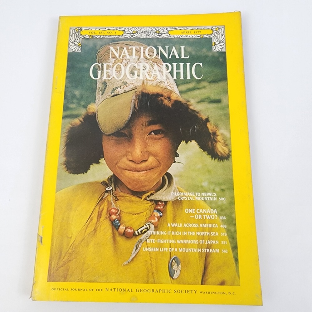 National Geographic Magazine April 1977 No Insert
